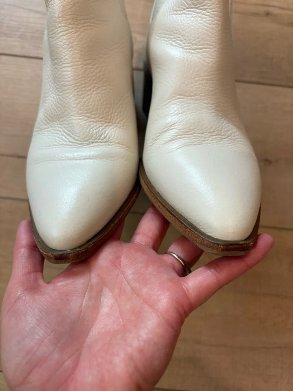 CHINESE LAUNDRY Filip Ankle Boot 8.5